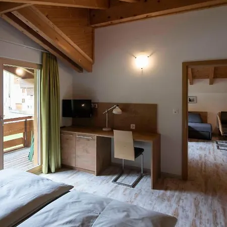 Madlaina Apartment *