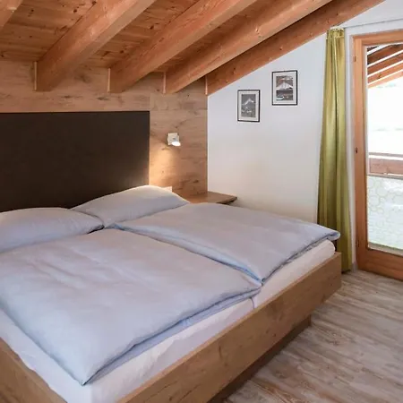 Madlaina * سامنون