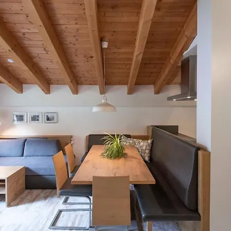 Madlaina Apartment *