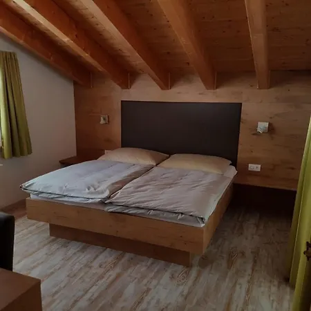 Madlaina Apartment *